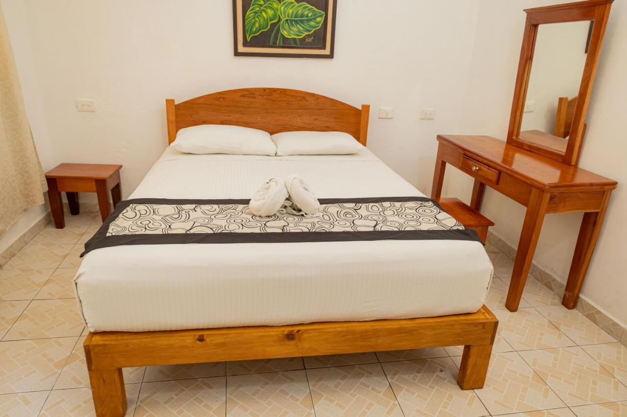 Hotel Las Palmas Cancun Centro المظهر الخارجي الصورة