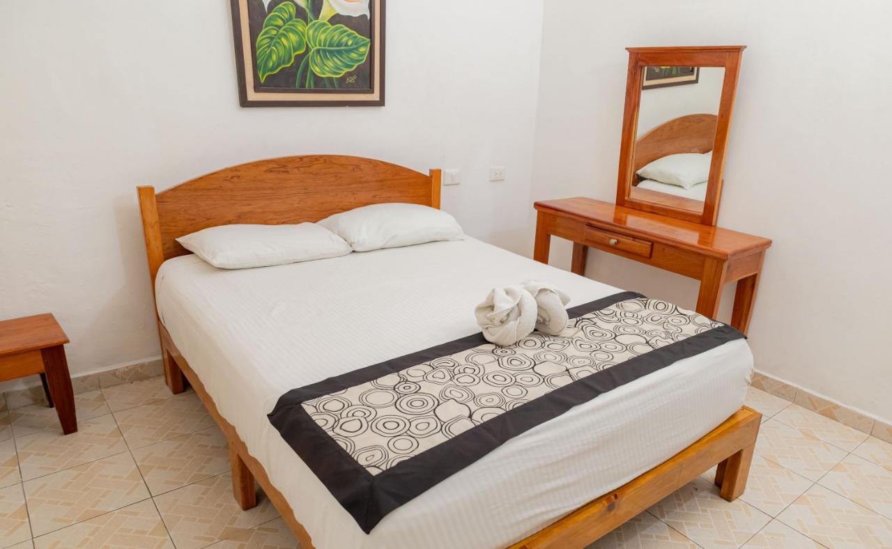 Hotel Las Palmas Cancun Centro المظهر الخارجي الصورة